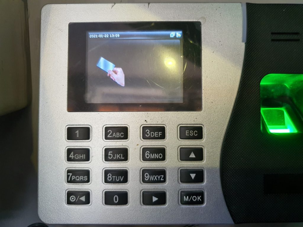 Máy chấm công lỗi bàn phím